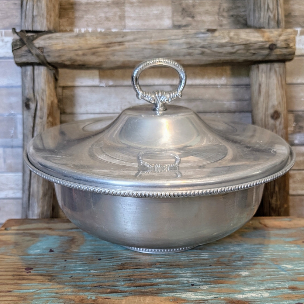 Vintage Buenilum Made In USA Hammered Aluminum Serving Bowl W/Lid